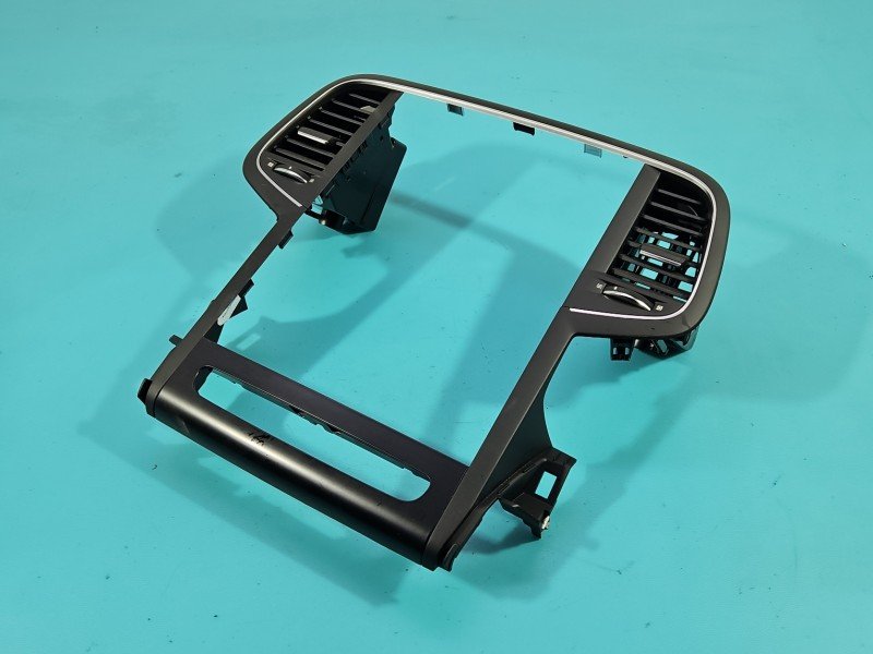 Kratka nawiewu środkowa Renault Megane IV 687501810R EUROPA Kratka nawiewu środkowa Renault Megane IV 687501810R EUROPA