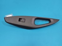 Przełącznik szyb Toyota Corolla E21 19- szyb tył prawy EU 74271-02830