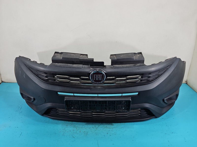 Zderzak przód Fiat Doblo II biały