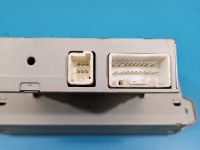 Wyświetlacz Toyota Avensis II T25 86110-05020 monitor