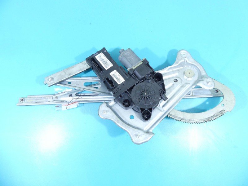 Podnośnik przód lewy SZYBY WINDA Renault Fluence 807312028R, 918523-200, 807210014R 4d sedan