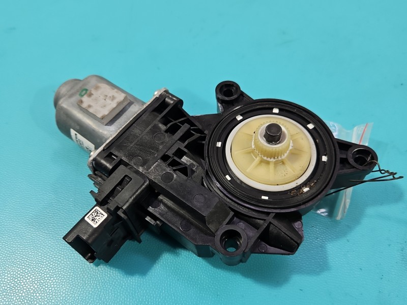 Podnośnik tył prawy SZYBY WINDA Hyundai I30 III 16- 430106F0, 83460-G4010 HB