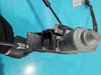 Podnośnik przód prawy Vw Polo III 6N Volkswagen, Europejska, 12PIN / 5-drzwi 5d HB