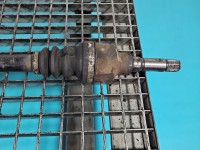 Półoś przód prawa Peugeot 208 I 1.4 hdi manual