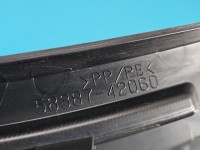 Osłona ZAŚLEPKA PLASTIK pasa tylnego,rysy Toyota Rav4 IV 58387-42060