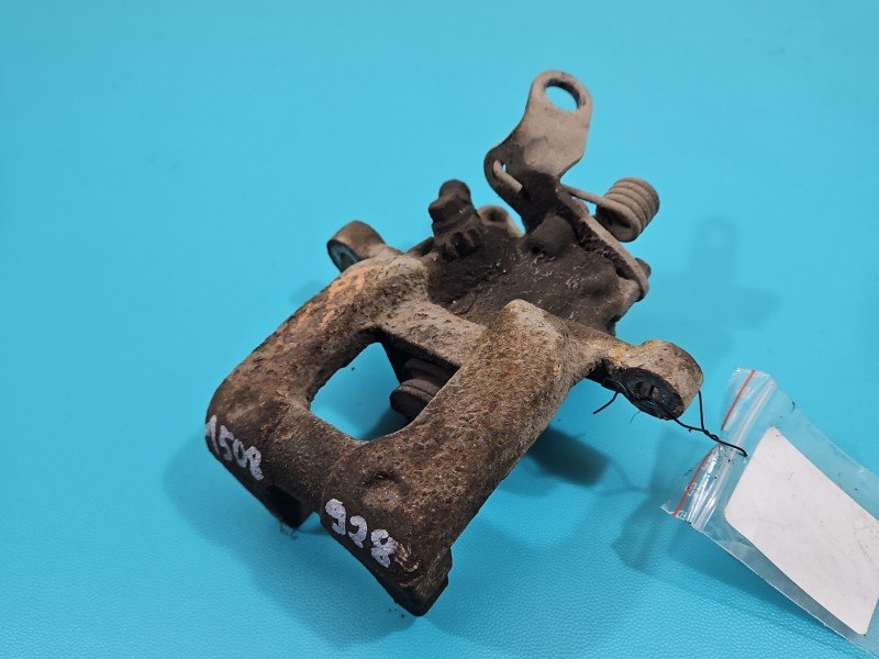 Zacisk tył prawy Skoda Octavia II 1.9 tdi kombi