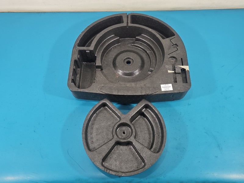 Wkład styropian bagażnika koła zapasowego Alfa romeo Giulietta 50516464, 50516462, 1560942760