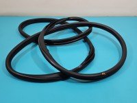 Uszczelka drzwi przód lewa Suzuki Sx4 S-Cross 13-21