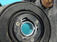 Reflektor prawy lampa przód Toyota Avensis Verso EUROPA