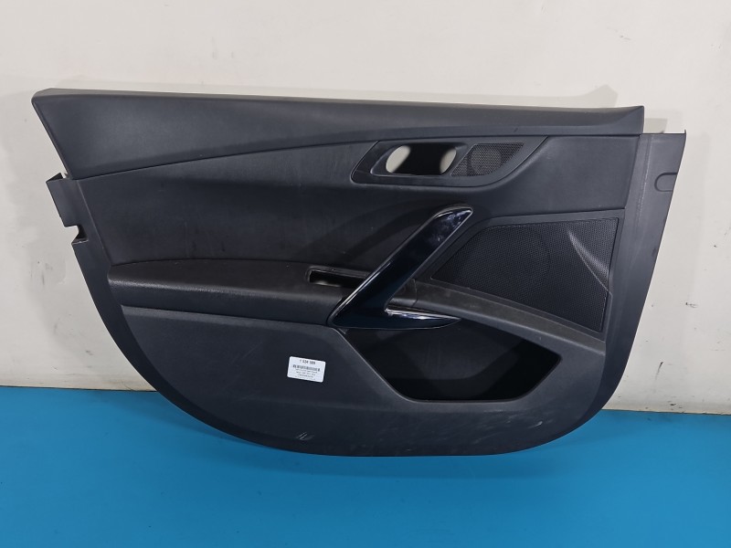 Tapicerka drzwi przód lewa boczek Peugeot 508 I