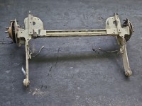 Tylna belka oś tył Nissan Primastar 01-14 2.0 dci