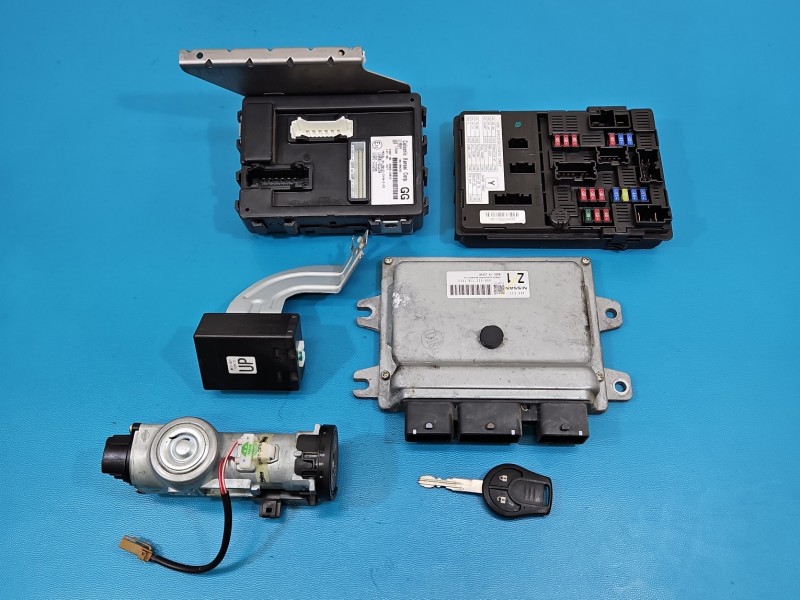 Komputer Sterownik silnika Nissan Micra K13 1.2 12V A56-E32