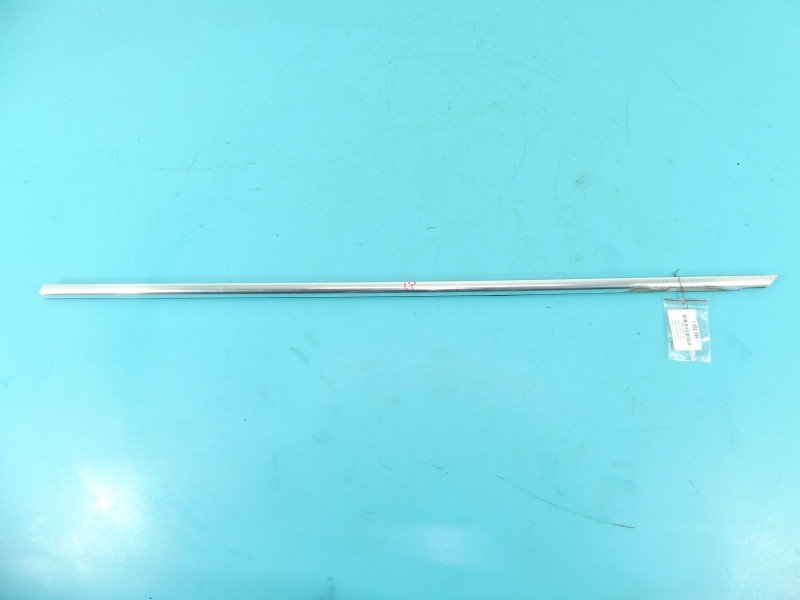 Listwa drzwi przód lewa Bmw f10 f11 Listwa drzwi przód lewa Bmw f10 f11