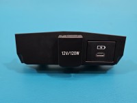 Gniazdo USB Toyota Corolla E21 19- 85532-60060, 58911-02380