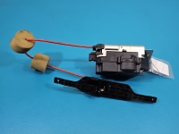 Zamek klapy tył A1647400635, A1647600108 Mercedes ML W164 Mercedes, 10PIN