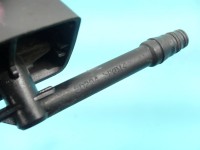 Spryskiwacz maski Toyota Avensis I T22