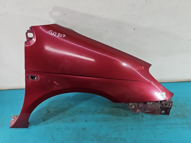 Błotnik przód prawy Renault Scenic I bordowy NV713
