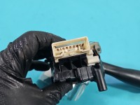 Przełącznik kierunkowskazów świateł Toyota Corolla E12 1736481