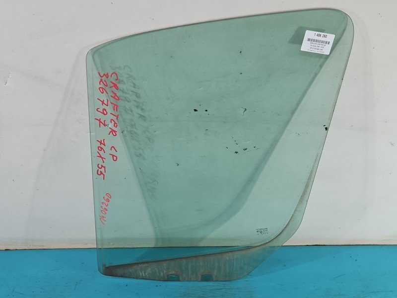 Szyba drzwi przód lewa Vw Crafter 06- HB