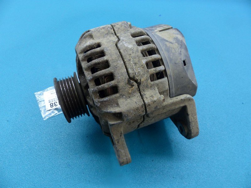 TEST Alternator Ford Escort 95AB-10300-DB 1.4 8v wiel