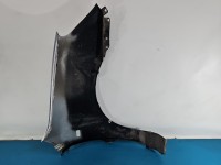 Błotnik przód lewy Kia Carens III 06-13 srebrny 7S