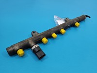 Listwa wtryskowa CZUJNIKI Opel Vivaro 1.9 cdti 0445214024, 0281002522