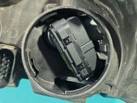 Reflektor prawy lampa przód Skoda Rapid EUROPA