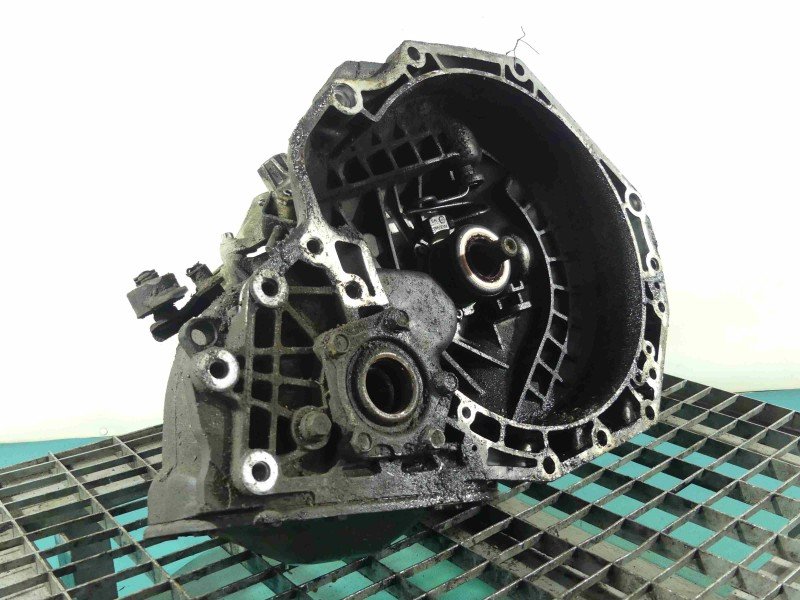 Skrzynia biegów F18W374 Opel Astra II G 2.0 dtl