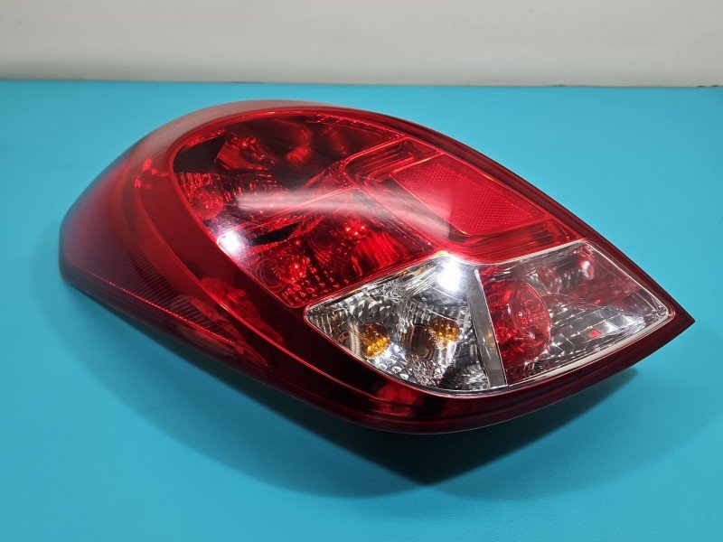 Lampa tył lewa Hyundai Hyundai I20 I 08-14 HB