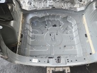 Pas tylny podłoga wanna bagażnika Dacia Duster III 24- HB