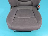 Fotel prawy przód pasażera Toyota Corolla E21 19- 4d EUROPA