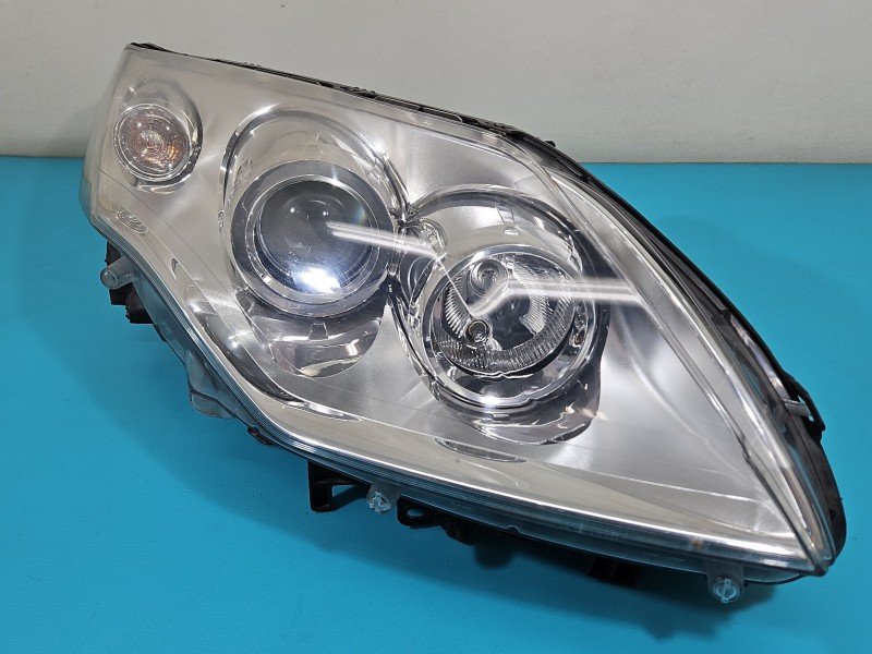 Reflektor prawy lampa przód Renault Laguna III EUROPA Reflektor prawy lampa przód Renault Laguna III EUROPA