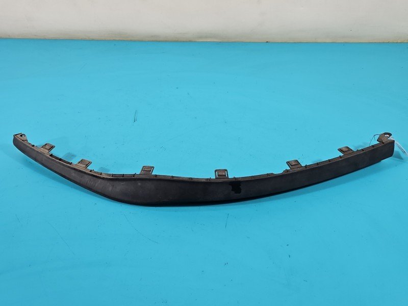 Listwa zderzaka przód dokładka Opel Zafira C 13300489 Listwa zderzaka przód dokładka Opel Zafira C 13300489