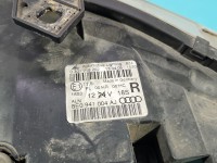 Reflektor prawy lampa przód Audi A4 B7 EUROPA
