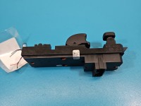 Przełącznik szyb Mitsubishi Space star MR915958 Mitsubishi EU