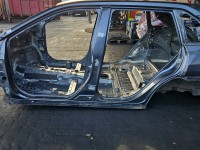 Próg lewy SŁUPEK ŚRODKOWY B Toyota Rav4 V 5d 1G3