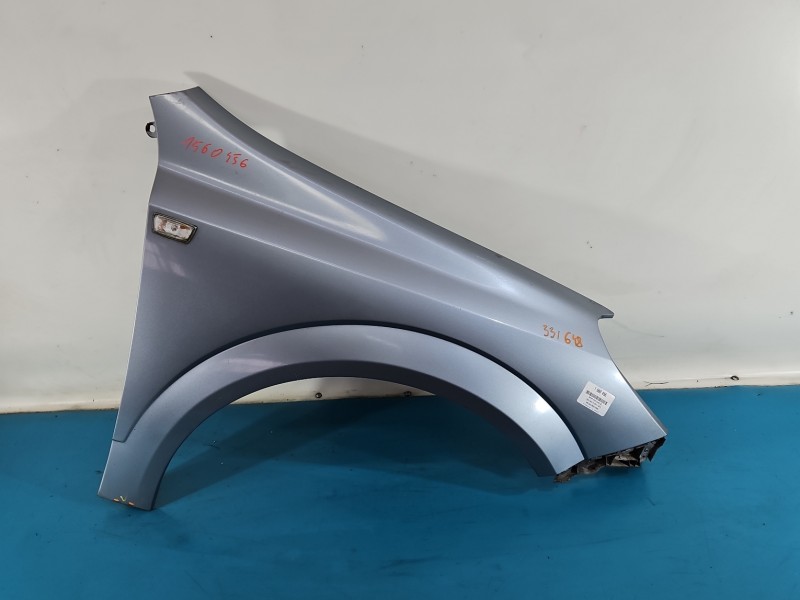 Błotnik przód prawy Opel Astra III H Z163