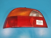 Lampa tył lewa błotnika Toyota Avensis I T22 sedan EUROPA