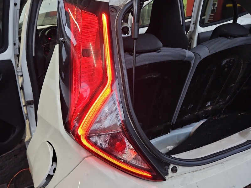 Lampa tył lewa Toyota Aygo II 14-22 HB TOYOTA, KOITO 18-22 EUROPA