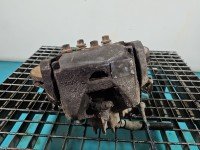 Zacisk przód prawy Peugeot 5008 1.6 THP