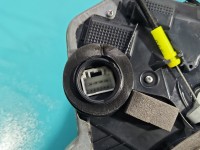 Zamek przód lewy LEXUS NX I 14-21 EUROPA Producent części: Lexus, 10pin