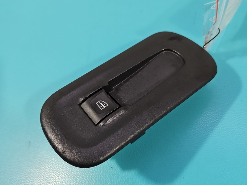 Przełącznik szyb Renault Master III 10-24 254110176R EU