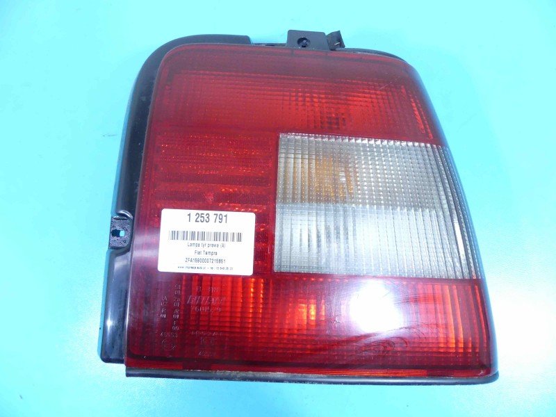 Lampa tył prawa Fiat Tempra sedan