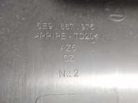 Tapicerka klapy tył boczek bagażnika tylnej Skoda Octavia III 5E9867975, 5E9867605