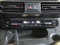 Konsola panel nawiewu Peugeot Rifter 98340419ZD