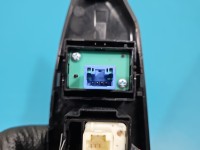 Przełącznik szyb LEXUS CT 10-22 74231-76010 Producent części: Lexus, przód prawy EU