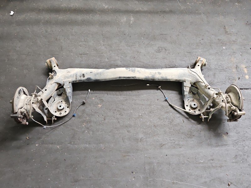 Tylna belka oś tył Honda Jazz III 1.3 16V Tylna belka oś tył Honda Jazz III 1.3 16V