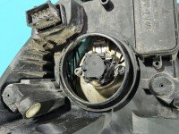 Reflektor prawy lampa przód Opel Zafira B EUROPA