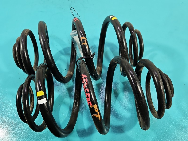 Sprężyny tył komplet Renault Trafic III HB