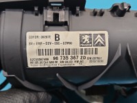 Wyświetlacz Peugeot 5008 96735367ZD monitor